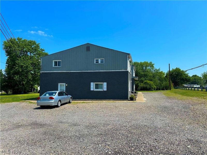 5885 Youngstown Hubbard Road, Unit 3, Hubbard, OH 44425 Photo 2