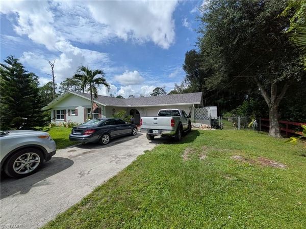 20503 Fern CIR, NORTH FORT MYERS, FL 33917