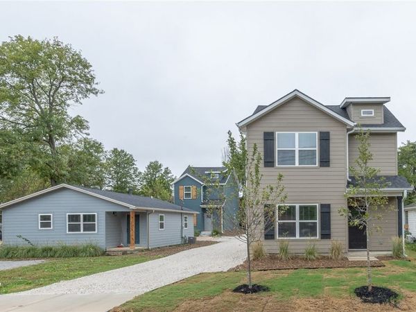 1653, 1659 A, 1659 B Brooks , Fayetteville, AR 72701