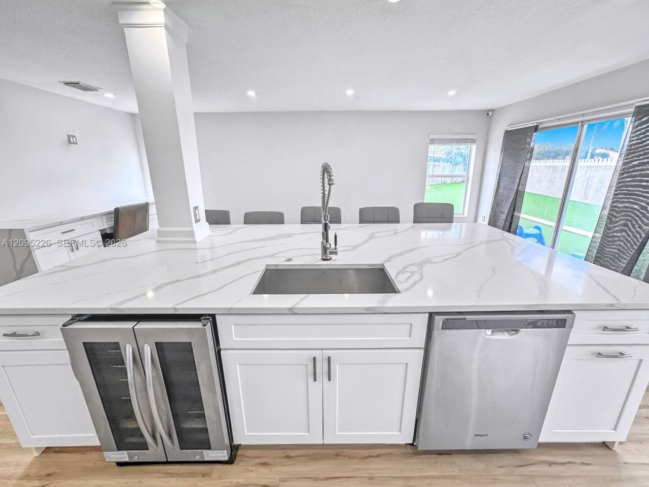 1015 NW 125th Ter , Sunrise, FL 33323 Photo
