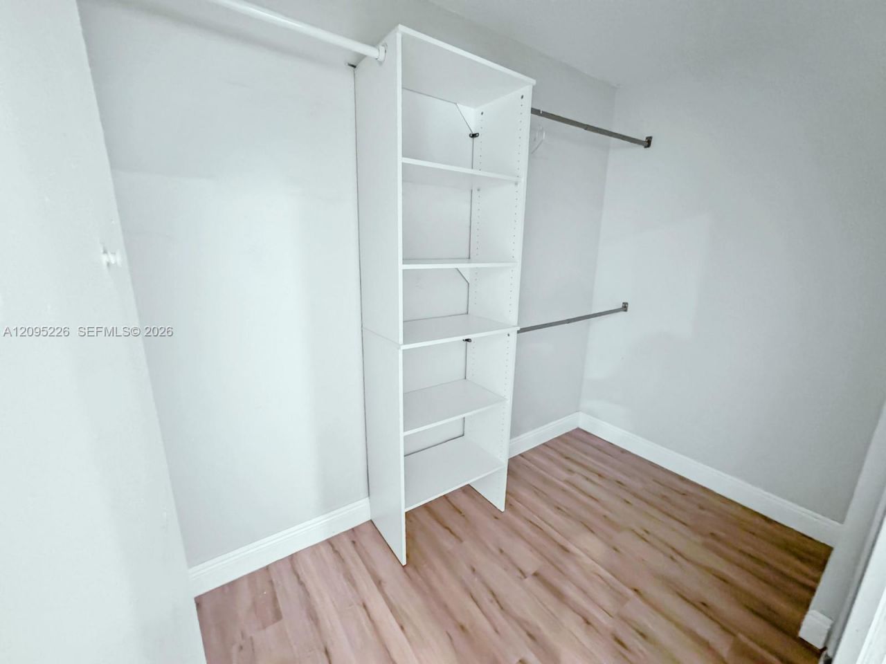 1015 NW 125th Ter , Sunrise, FL 33323 Photo