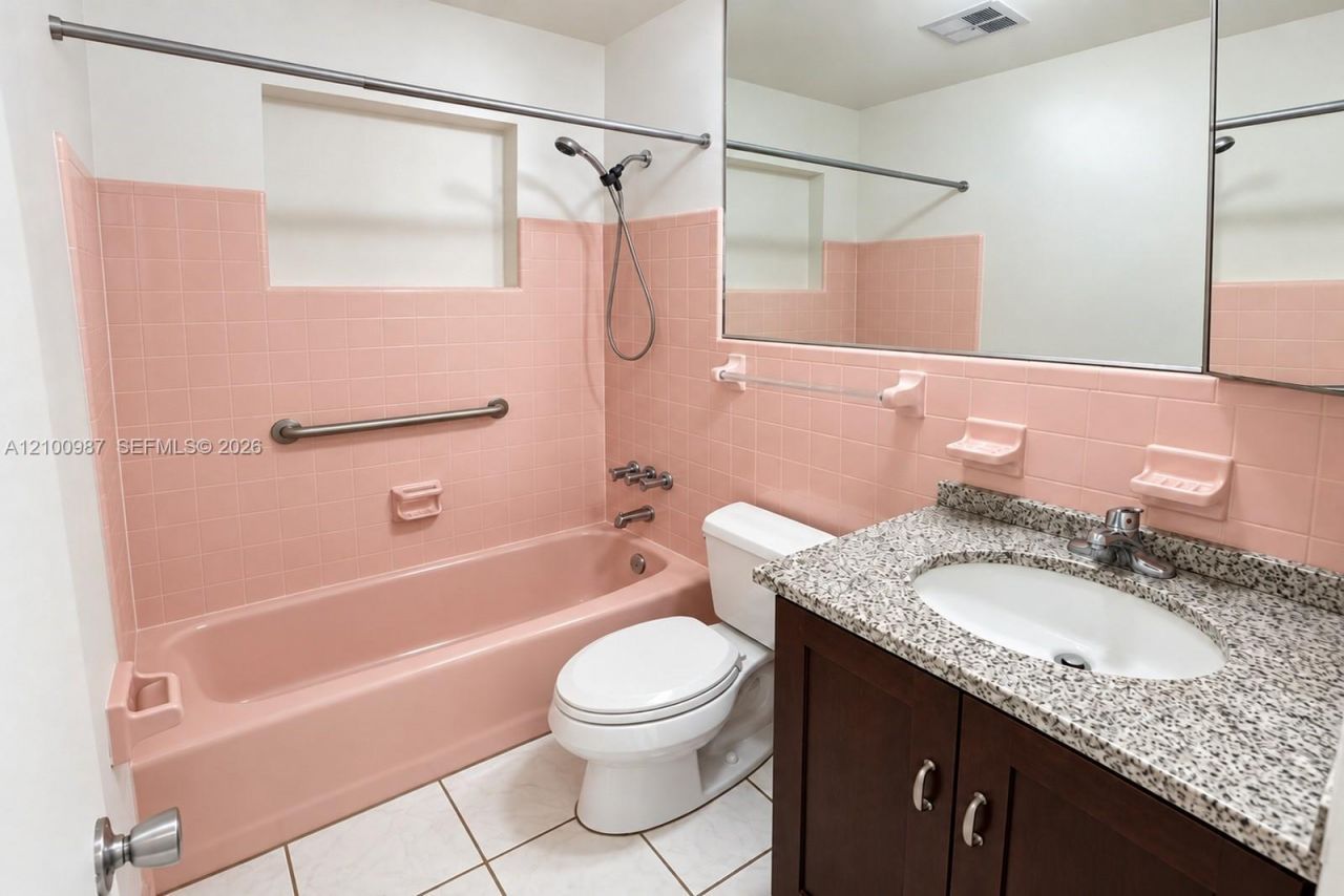5031 SW 94th Ter, Cooper City, FL 33328 Photo