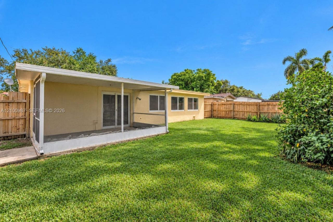 5031 SW 94th Ter, Cooper City, FL 33328 Photo