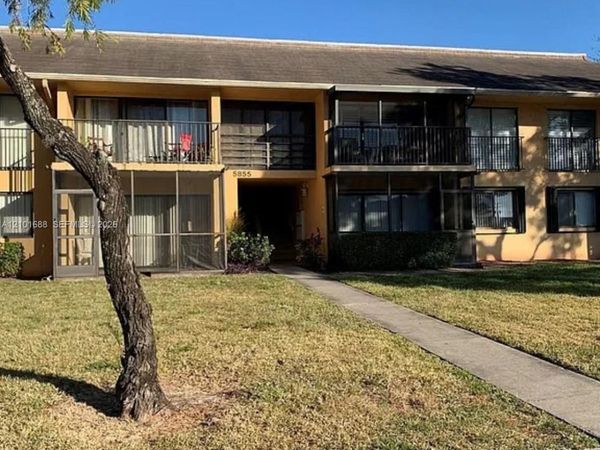 5855 Washington St , Unit 90, Hollywood, FL 33023