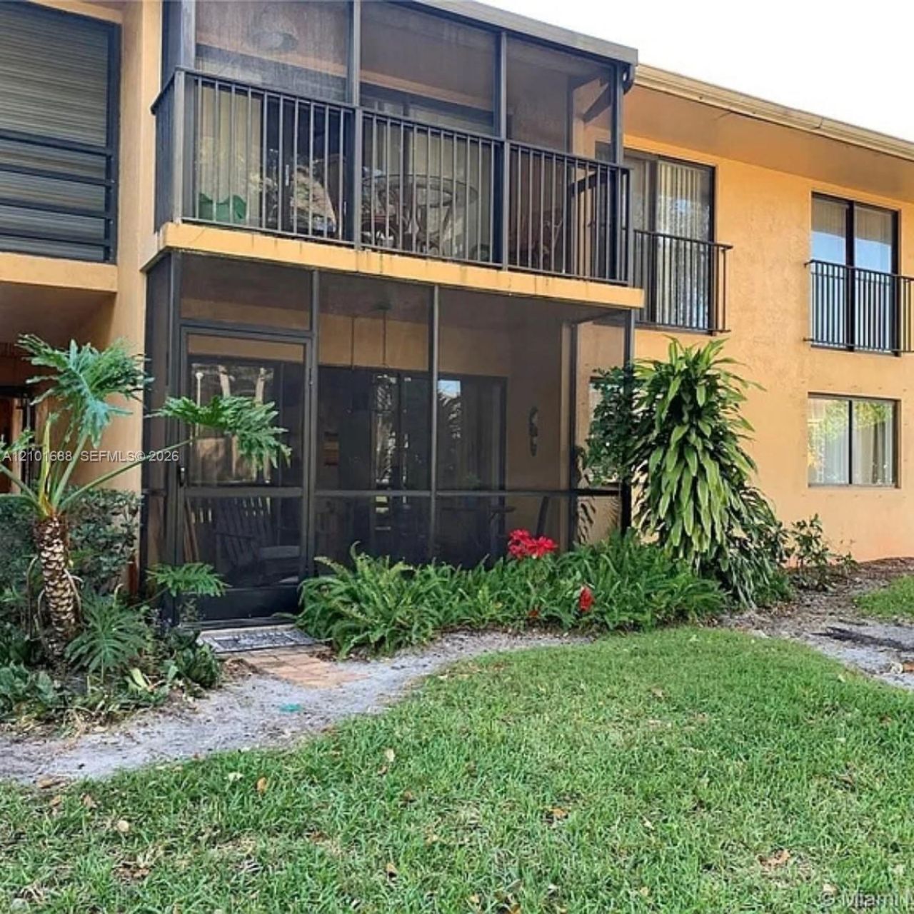 5855 Washington St , Unit 90, Hollywood, FL 33023 Photo