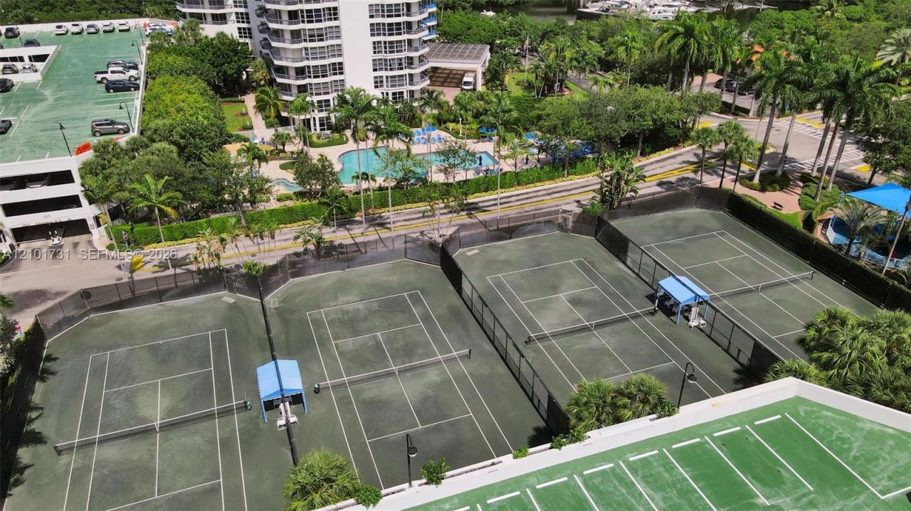 3600 Mystic Pointe Dr , Unit PH3, Aventura, FL 33180 Photo