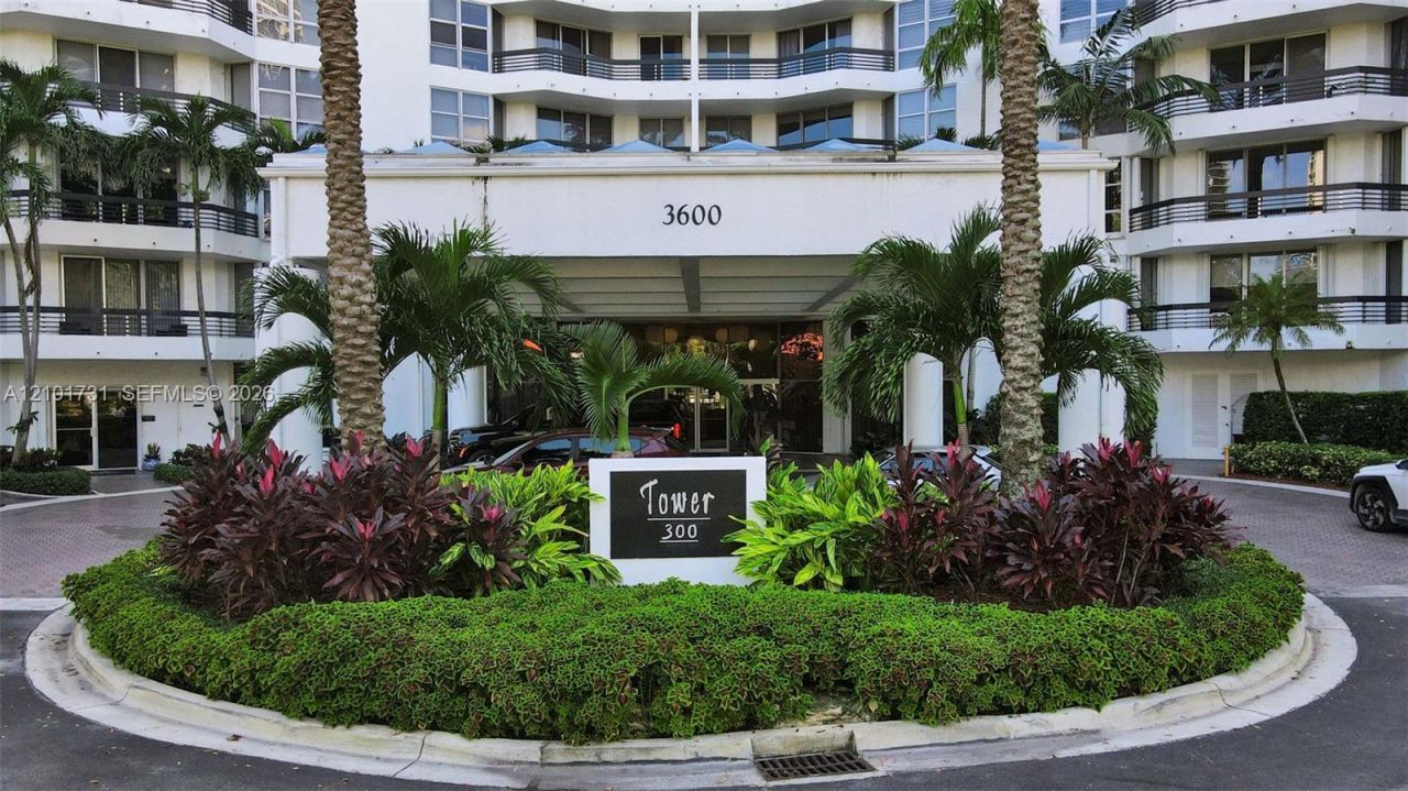 3600 Mystic Pointe Dr , Unit PH3, Aventura, FL 33180 Photo