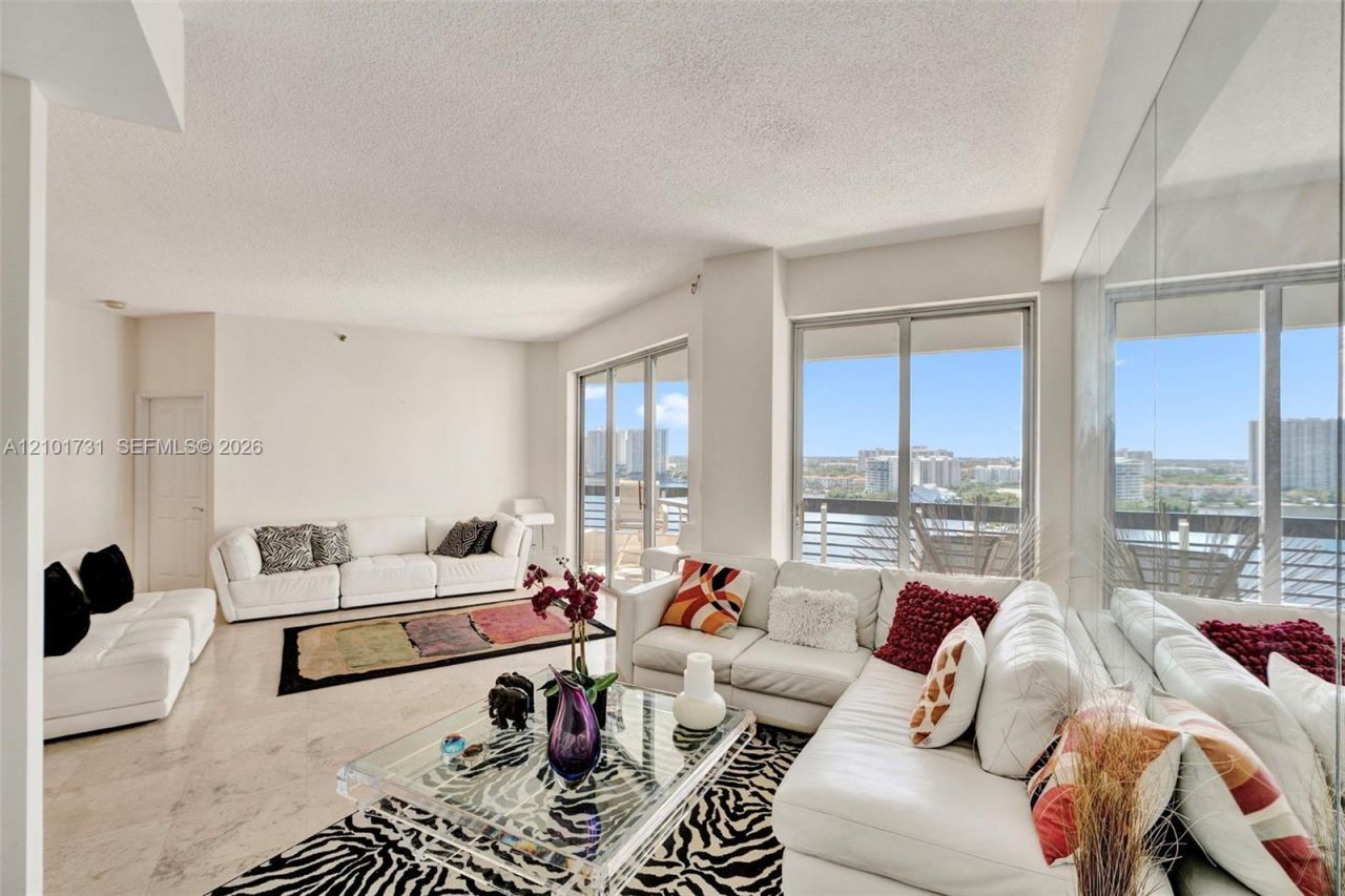 3600 Mystic Pointe Dr , Unit PH3, Aventura, FL 33180 Photo