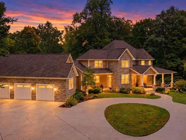 4077 Carriage Lane, Terre Haute, IN 47805