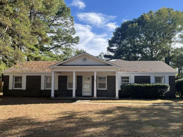 1111 Medallion Drive, Jonesboro, AR 72404