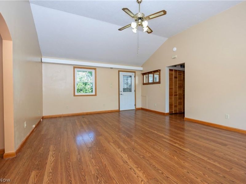 9975 Silvercreek Road, Wadsworth, OH 44281 Photo 12