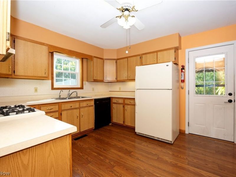 9975 Silvercreek Road, Wadsworth, OH 44281 Photo 26