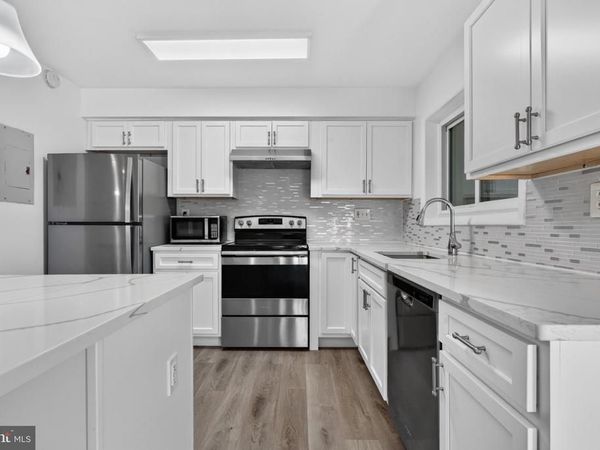 3242 S 28TH STREET, Unit 403, ALEXANDRIA, VA 22302
