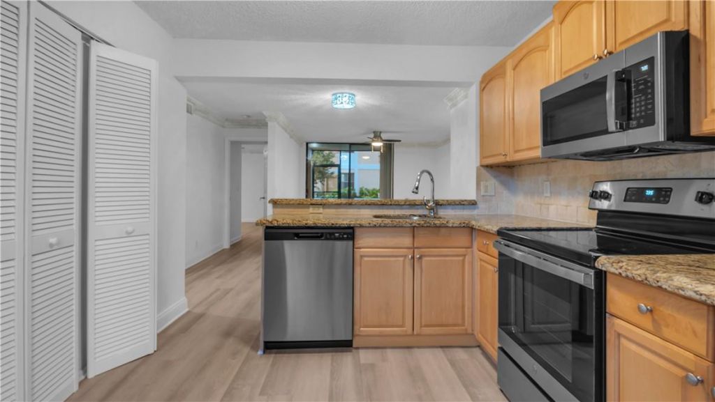 5681 Riverside Drive, Unit 101A6, Coral Springs, FL 33067 Photo