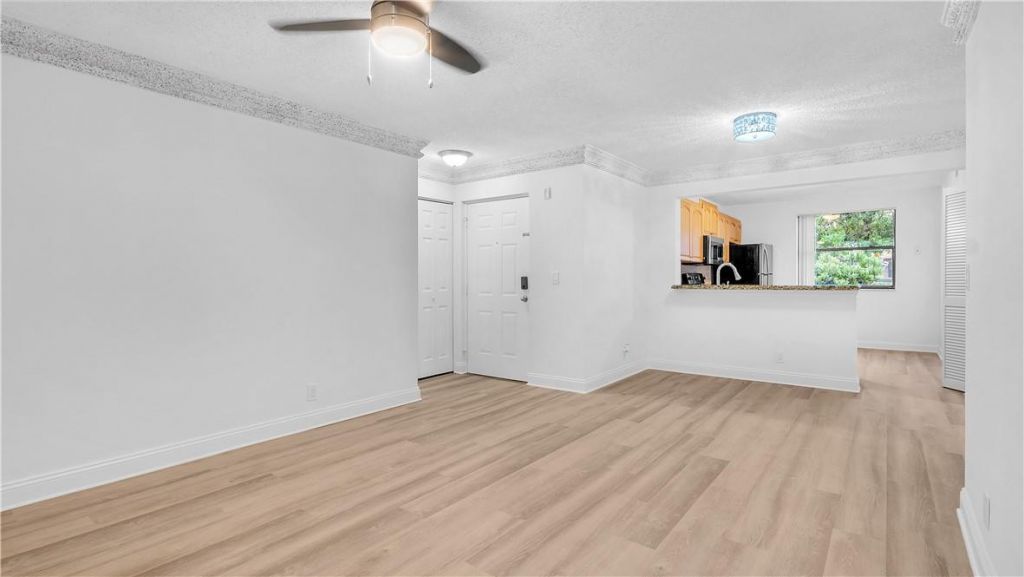 5681 Riverside Drive, Unit 101A6, Coral Springs, FL 33067 Photo