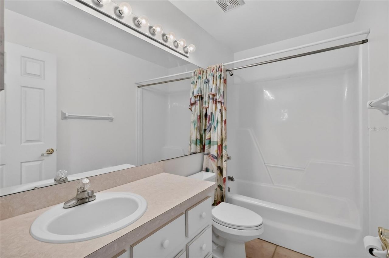 2352 Isle Royale Court Se, Winter Haven, FL 33880 Photo