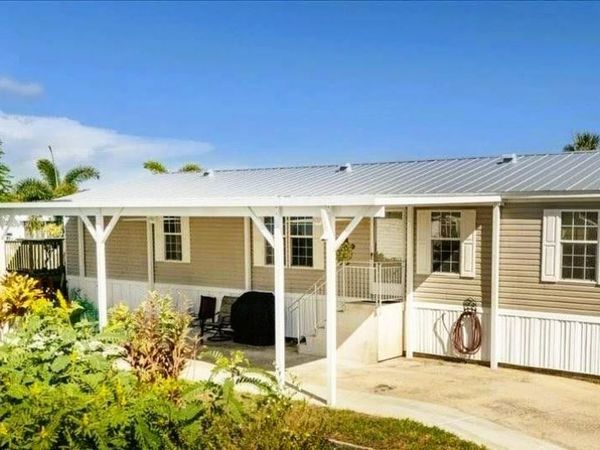 3127 BAYSIDE PARKWAY , PUNTA GORDA, FL 33982