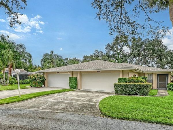 4207 BOWLING GREEN CIRCLE , SARASOTA, FL 34233