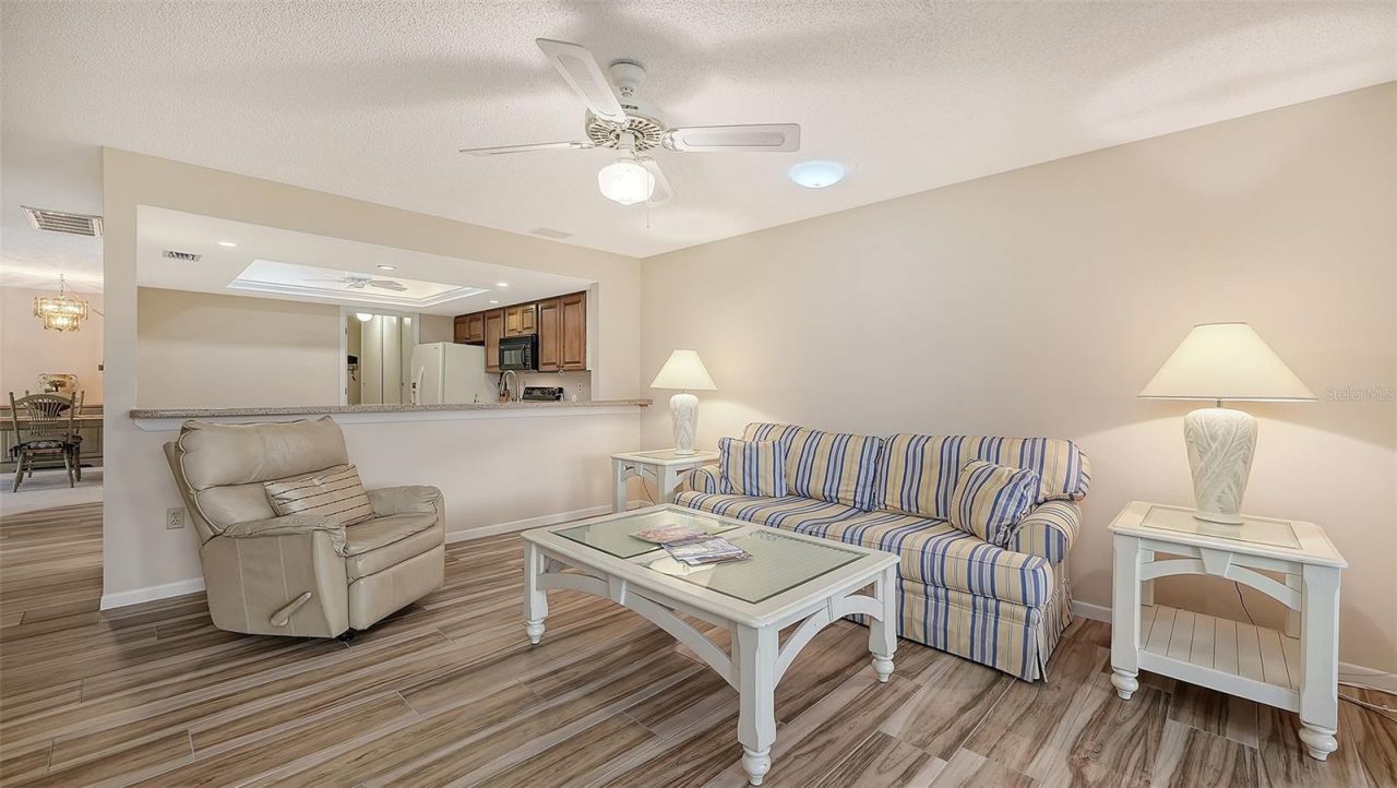 4207 Bowling Green Circle, Sarasota, FL 34233 Photo