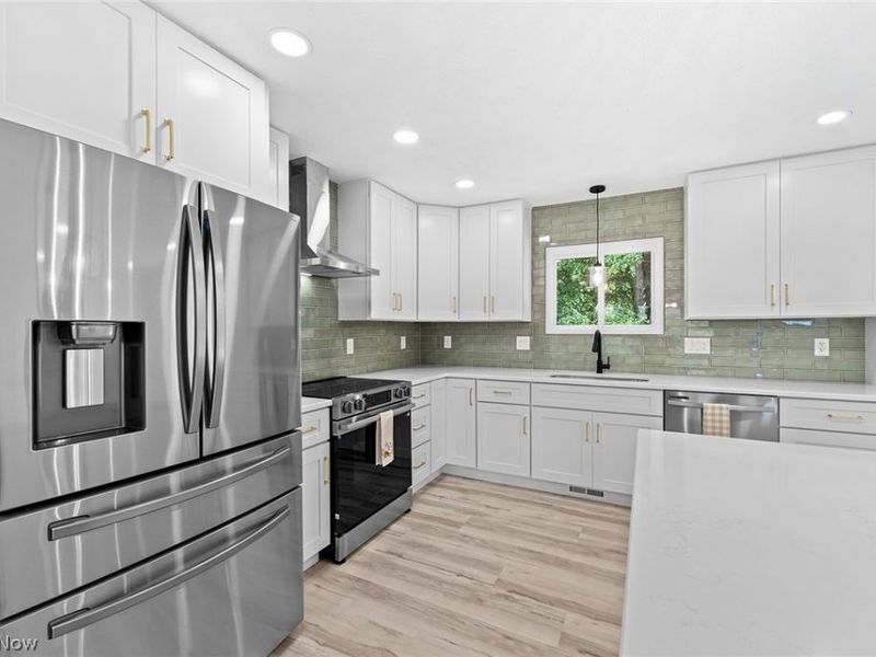 454 Westwood Avenue, Wadsworth, OH 44281 Photo 6