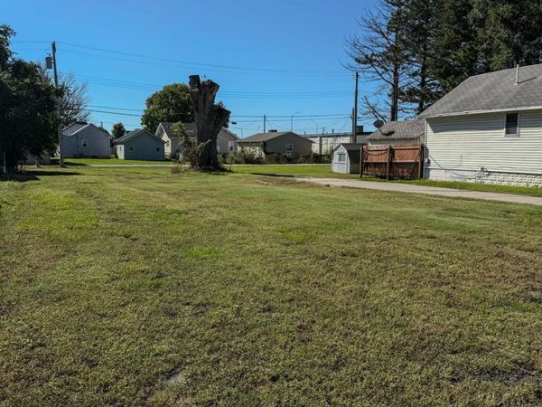 1221 Hayes Avenue, Norfolk, NE 68005