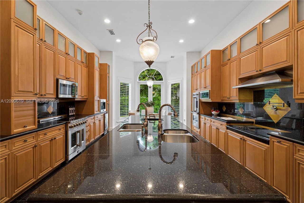 7837 SW 117th St , Pinecrest, FL 33156 Photo