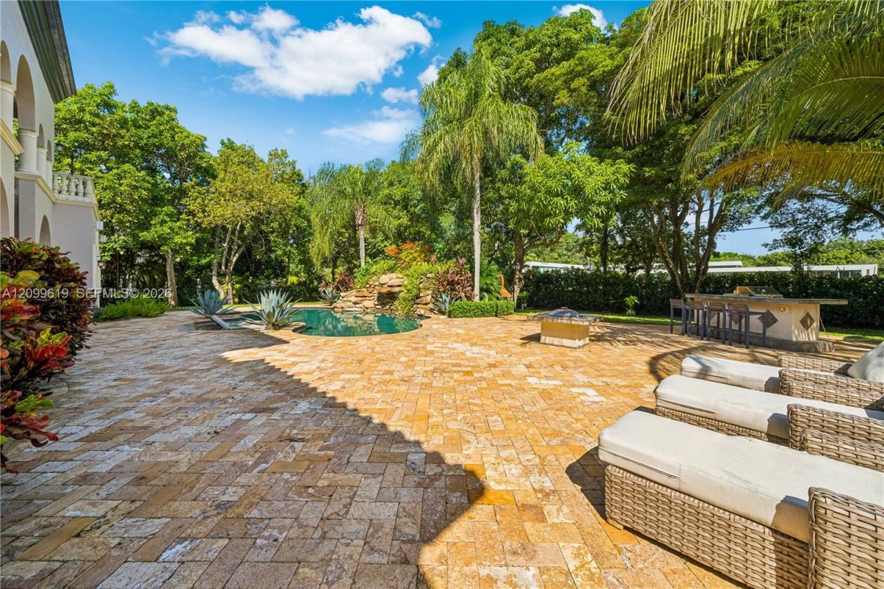 7837 SW 117th St , Pinecrest, FL 33156 Photo