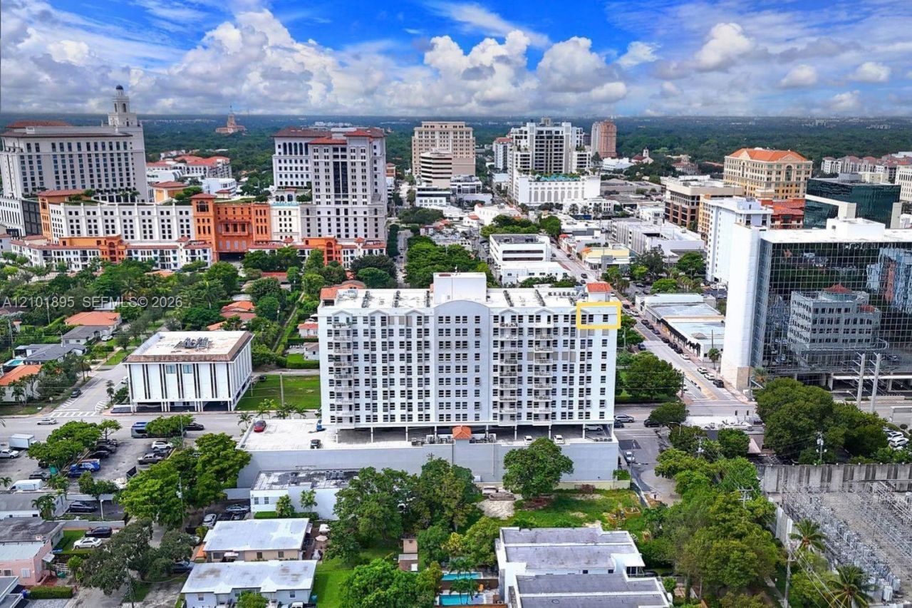 2351 Douglas Rd, Unit PH1310, Miami, FL 33145 Photo