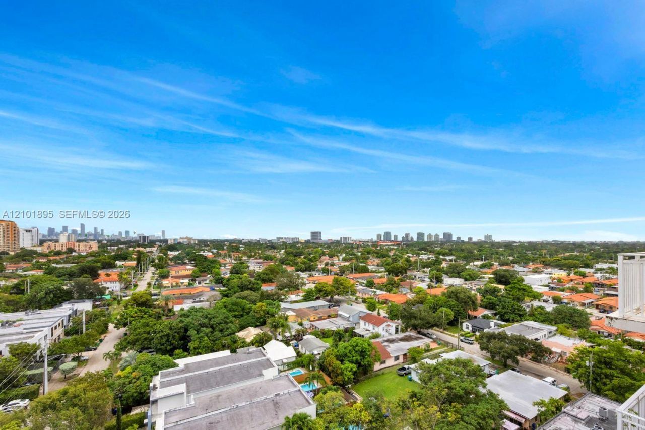 2351 Douglas Rd, Unit PH1310, Miami, FL 33145 Photo