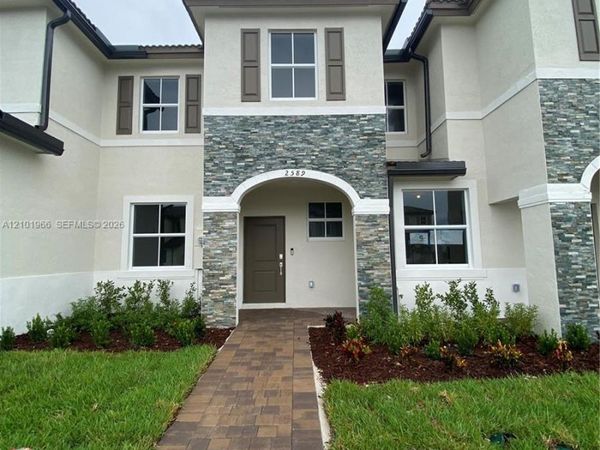 2589 SE 25th Dr , Unit ., Homestead, FL 33035