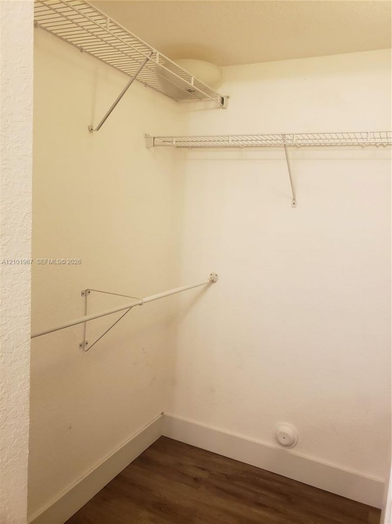 816 NW 11th St , Unit 407, Miami, FL 33136 Photo