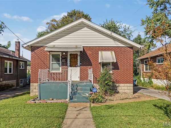 3517 Dix Avenue, St John, MO 63114