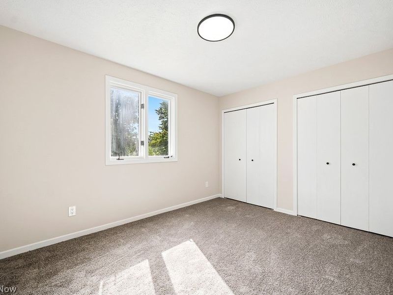 1072 Valley Creek Drive, Eastlake, OH 44095 Photo 25