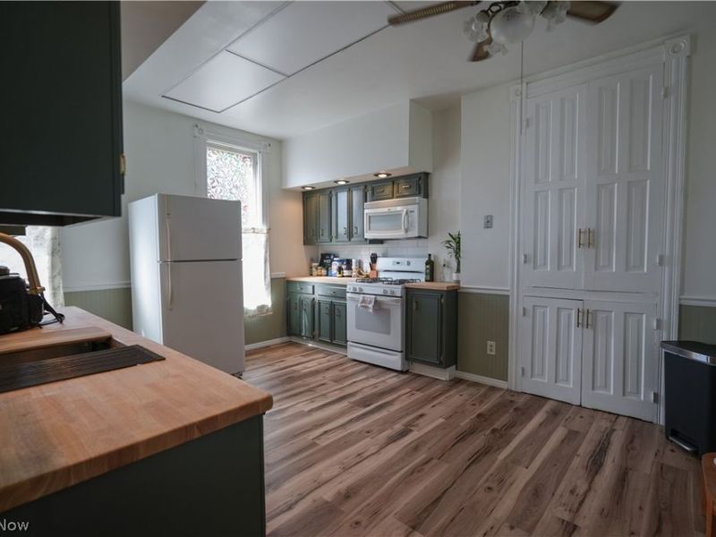 201 N 7th Street, Martins Ferry, OH 43935 Photo 12