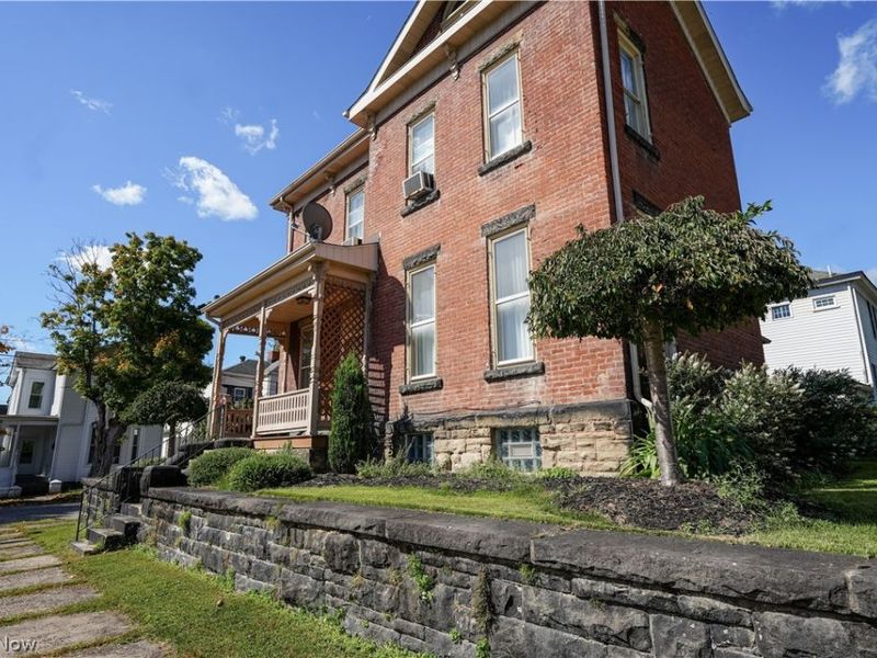 201 N 7th Street, Martins Ferry, OH 43935 Photo 2