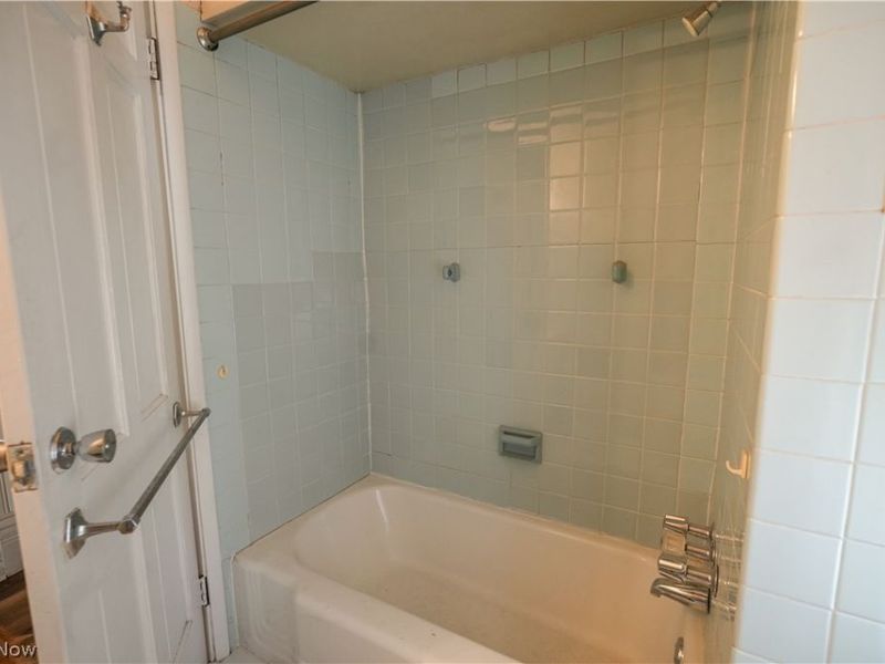 201 N 7th Street, Martins Ferry, OH 43935 Photo 37