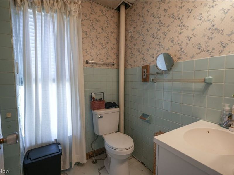 201 N 7th Street, Martins Ferry, OH 43935 Photo 39
