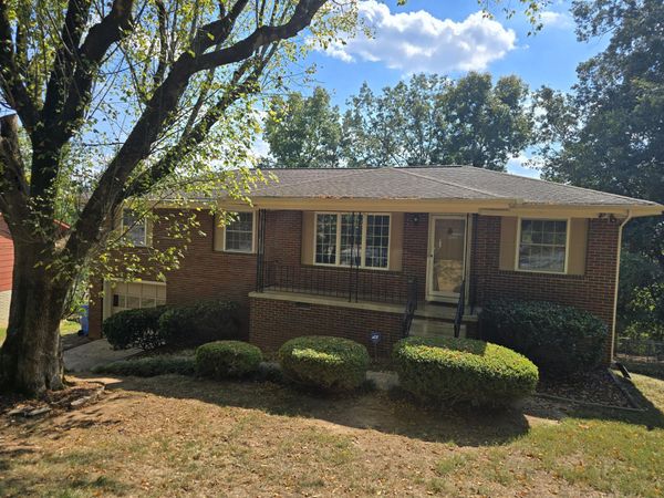 548 Las Lomas Drive, Chattanooga, TN 37421