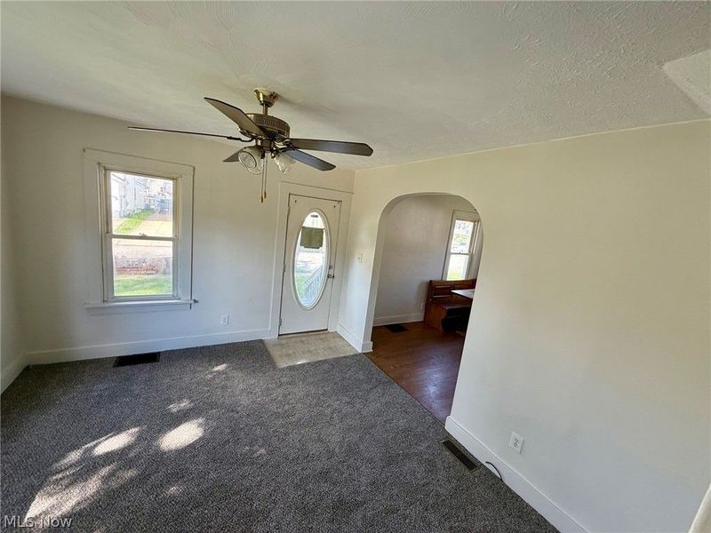375 Pauline, Akron, OH 44312 Photo 10