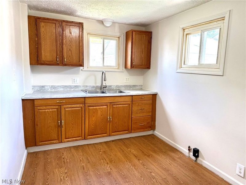 375 Pauline, Akron, OH 44312 Photo 12