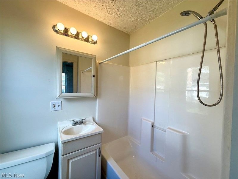 375 Pauline, Akron, OH 44312 Photo 17