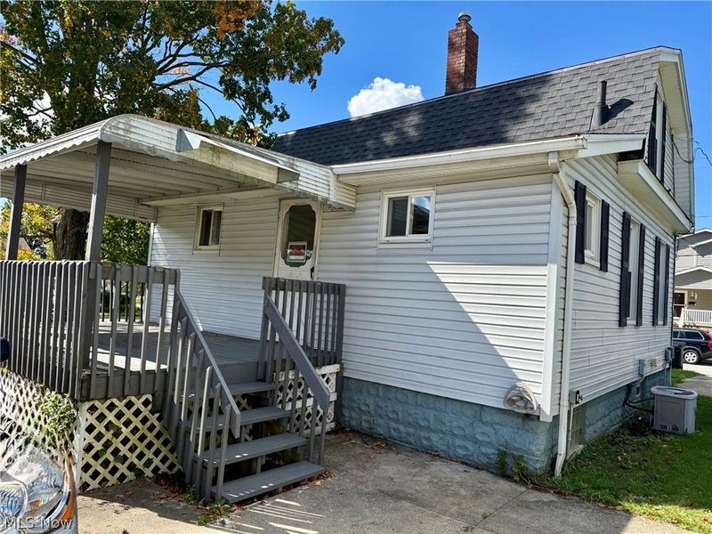 375 Pauline, Akron, OH 44312 Photo 32