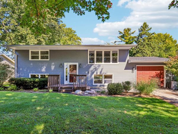 1506 Jewel Avenue , St. Charles, IL 60174