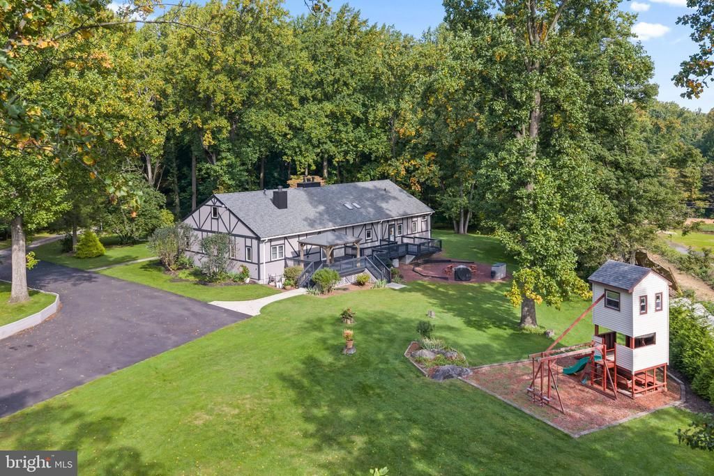 16 NEW ROAD, ELVERSON, PA 19520