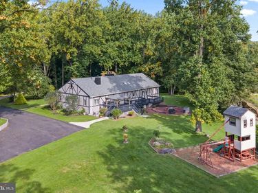16 NEW ROAD, ELVERSON, PA 19520