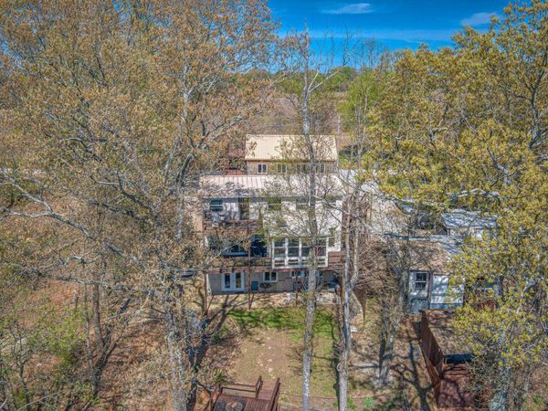 139 Sunset Beach Rd, Florence, AL 35633