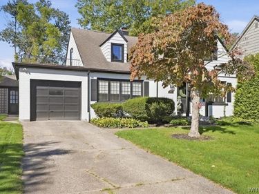 87 Lamarck Drive, Buffalo, NY 14226