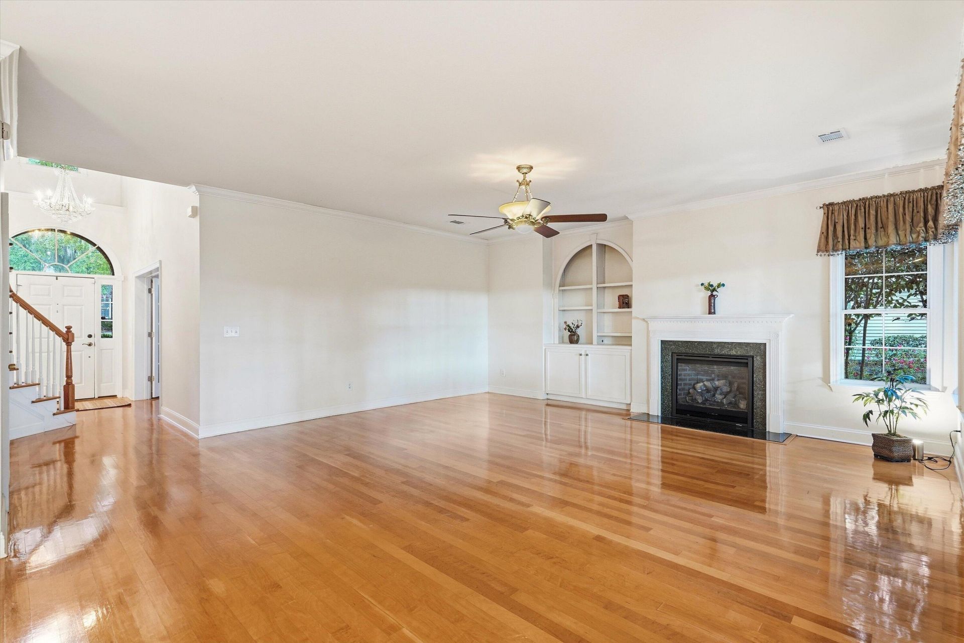 8808 Laurel Grove Lane Photo 21
