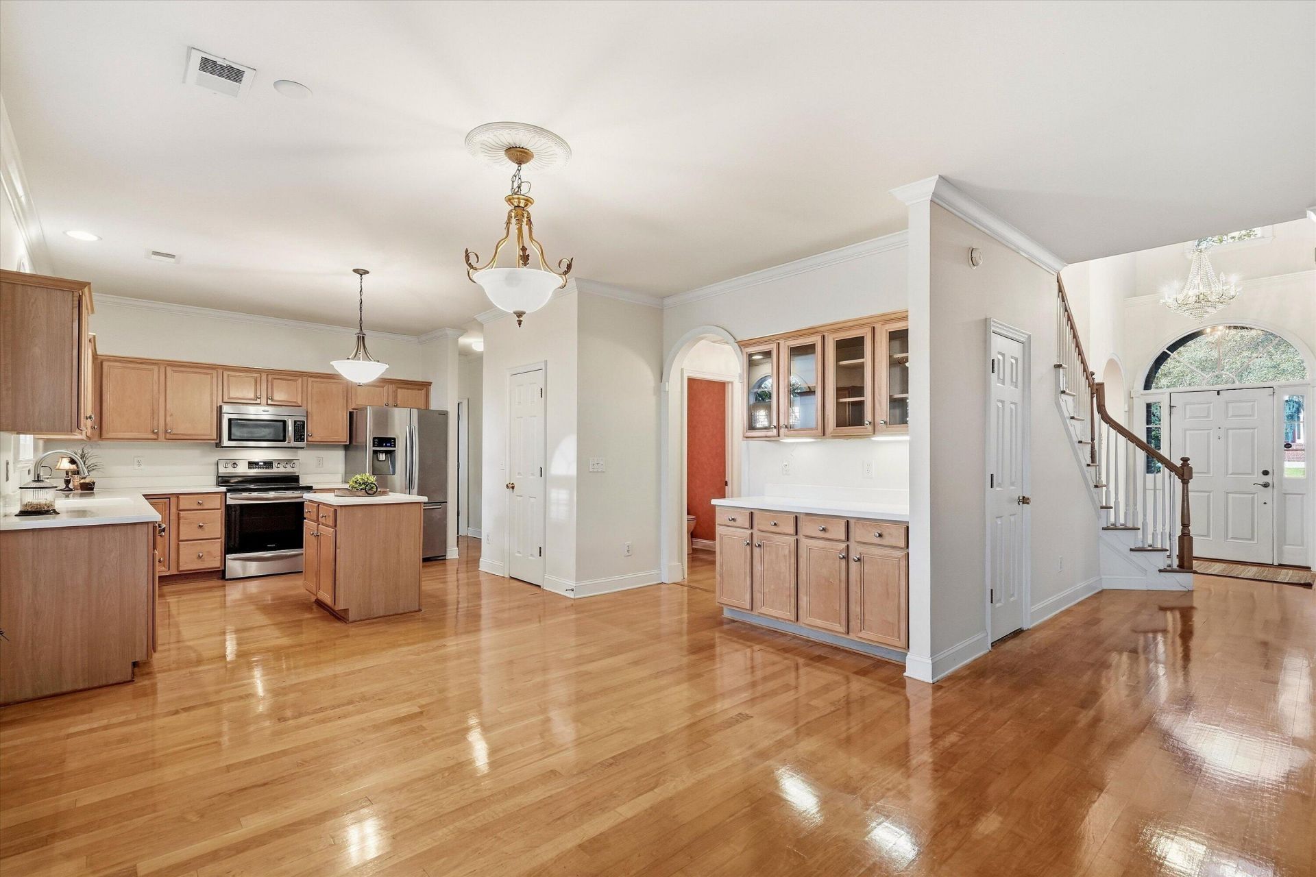 8808 Laurel Grove Lane Photo 30