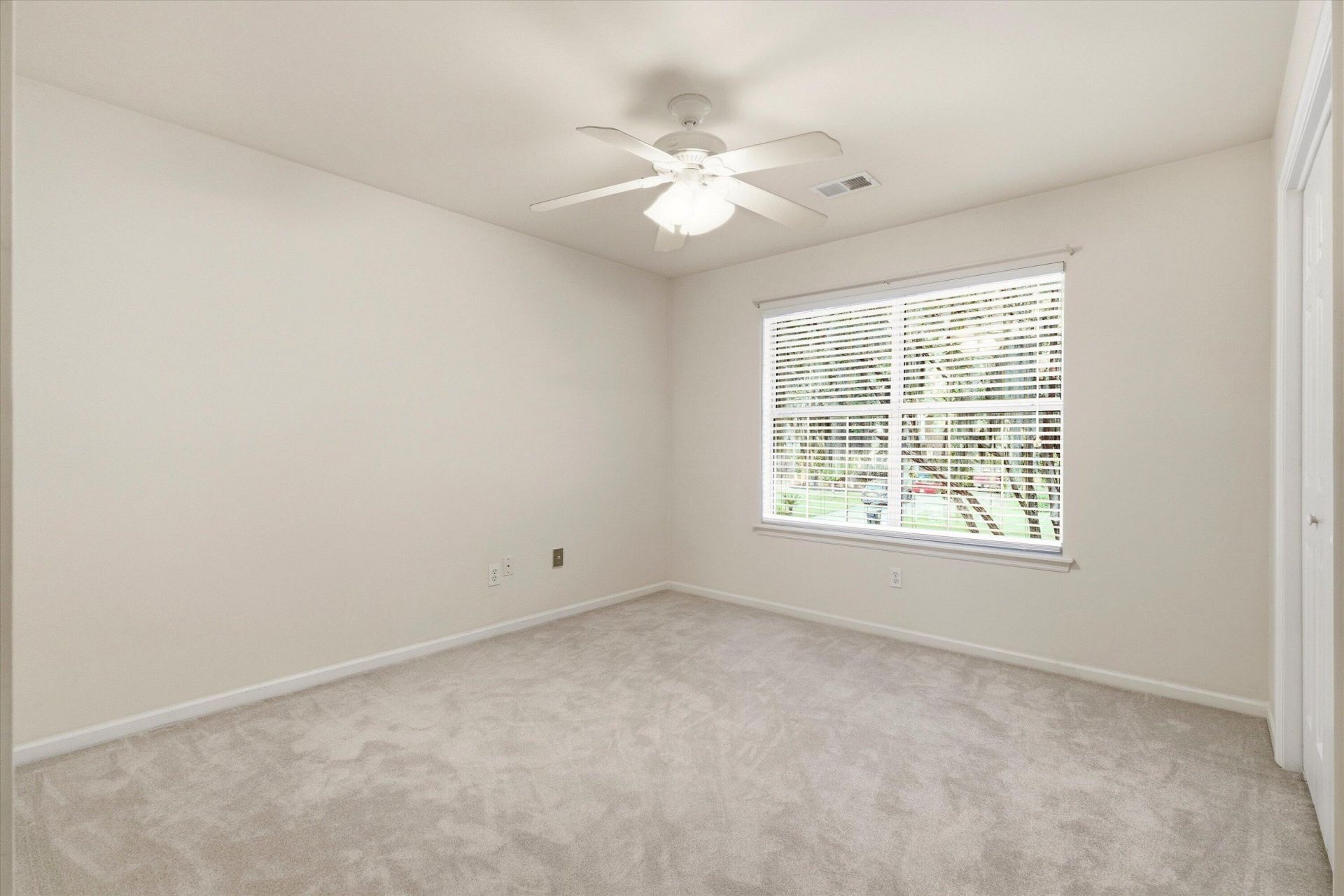 8808 Laurel Grove Lane Photo 41